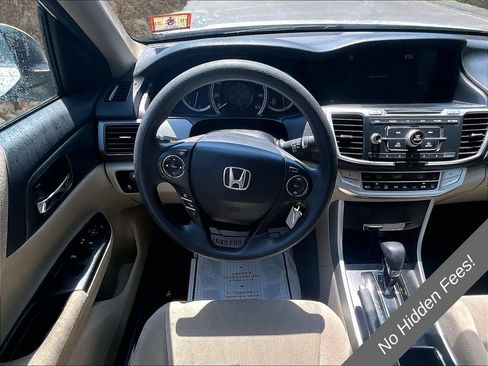 Used 2013 Honda Accord LX image 3