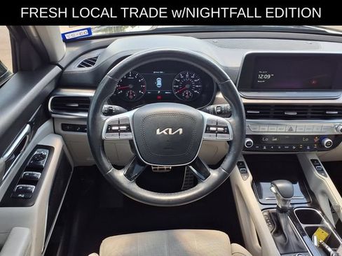 Used 2022 Kia Telluride SX w/ Nightfall Edition Package AWD/4WD image 16
