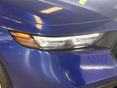 Used 2023 Honda Accord Sport image 11