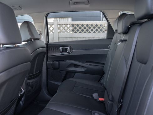 New 2026 Kia Sorento S FWD image 33