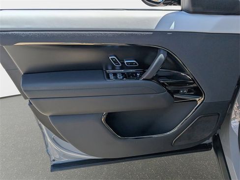 New 2025 Land Rover Range Rover Sport SV Edition Two image 7