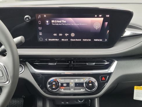 New 2026 Buick Envista Sport Touring image 15