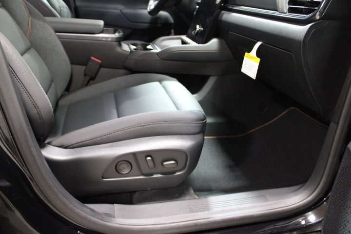 New 2026 GMC Terrain AT4 w/ Convenience Package III AWD/4WD image 24