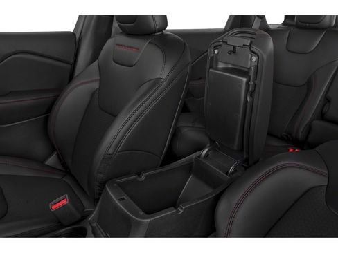 Used 2020 Jeep Cherokee Trailhawk image 14