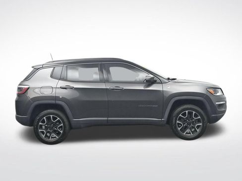 Used 2019 Jeep Compass Trailhawk w/ Leather Interior Group AWD/4WD image 4