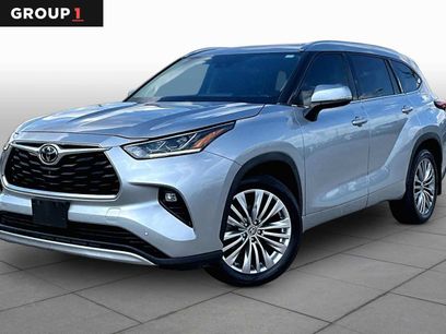 Used 2021 Toyota Highlander Limited