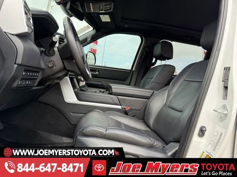Used 2024 Toyota Tundra Platinum image 27