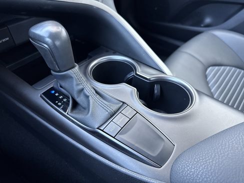 Used 2023 Toyota Camry SE image 17