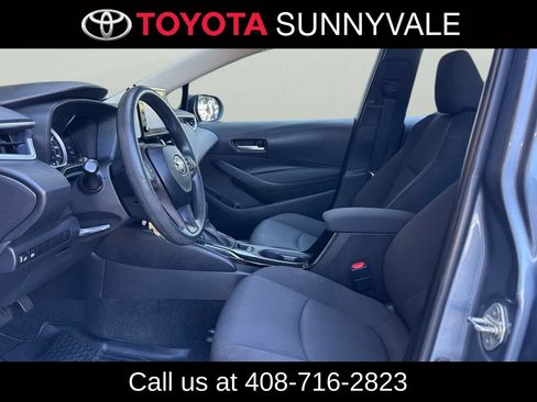 Used 2020 Toyota Corolla LE FWD image 14