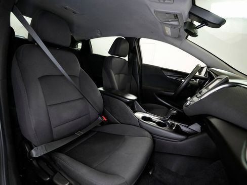 Used 2018 Chevrolet Malibu LT image 51