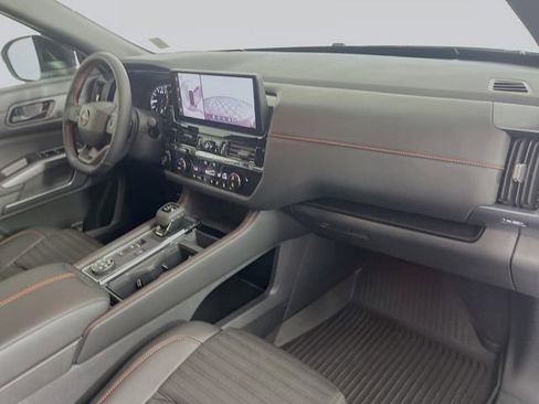 Used 2026 Nissan Pathfinder Rock Creek AWD/4WD image 30