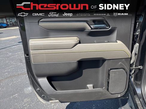 Used 2024 Chevrolet Silverado 1500 ZR2 w/ Technology Package image 40