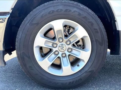 Used 2023 RAM 1500 Laramie AWD/4WD image 8