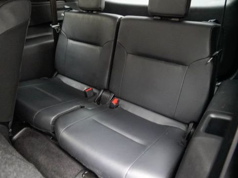 Used 2025 Mitsubishi Outlander SE AWD/4WD image 26