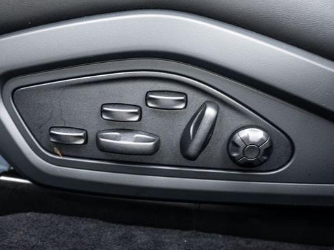 Certified 2023 Porsche Taycan GTS AWD/4WD image 18