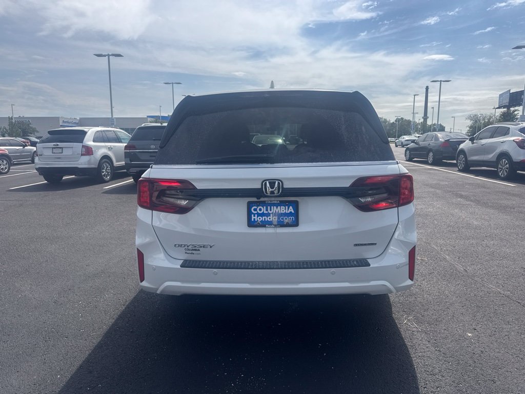 Used 2025 Honda Odyssey Touring image 19