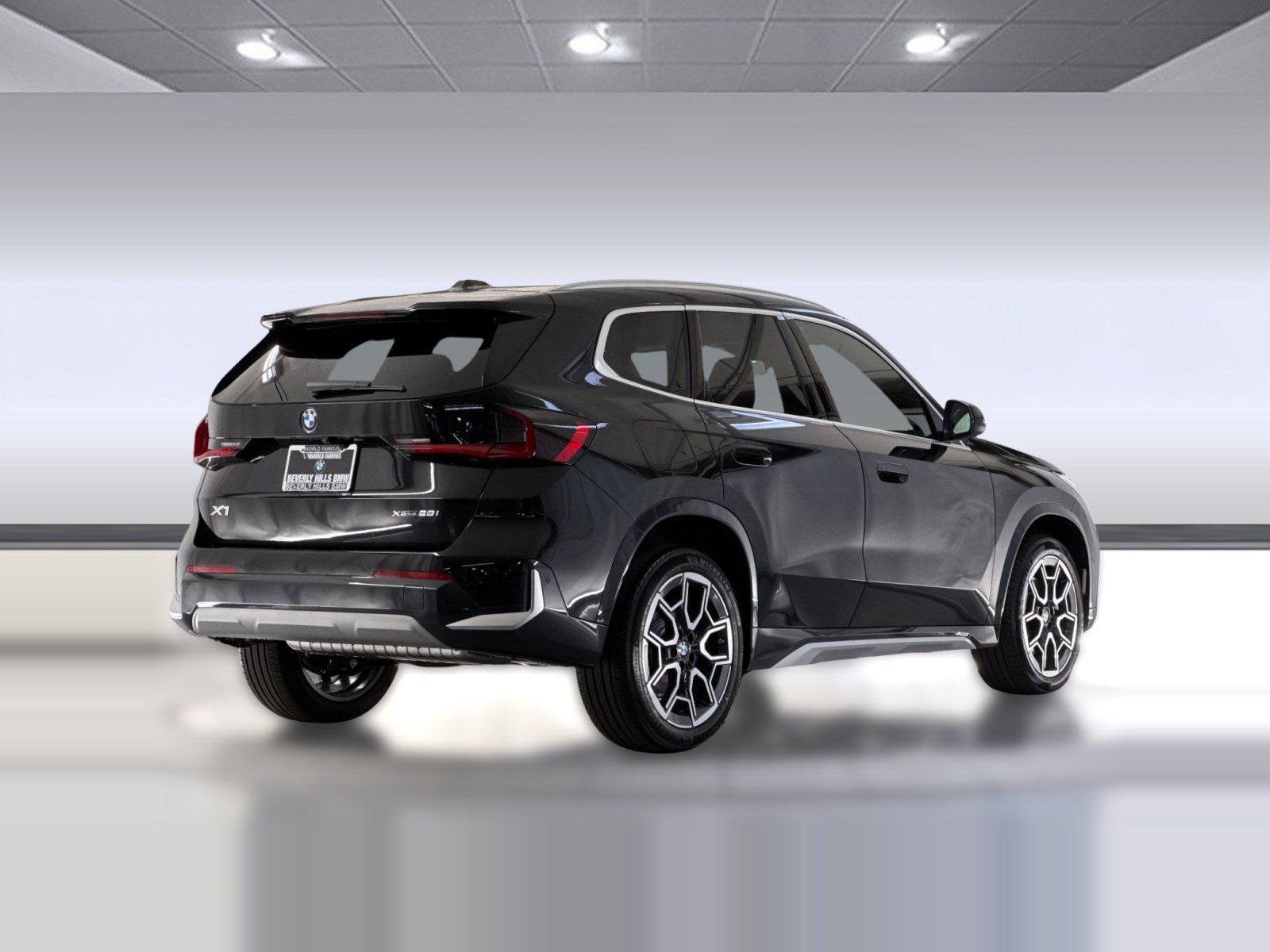 Used 2026 BMW X1 xDrive28i w/ Convenience Package AWD/4WD image 9