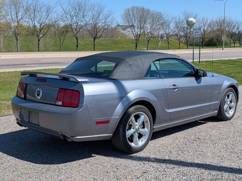 Used 2006 Ford Mustang GT Premium RWD image 7