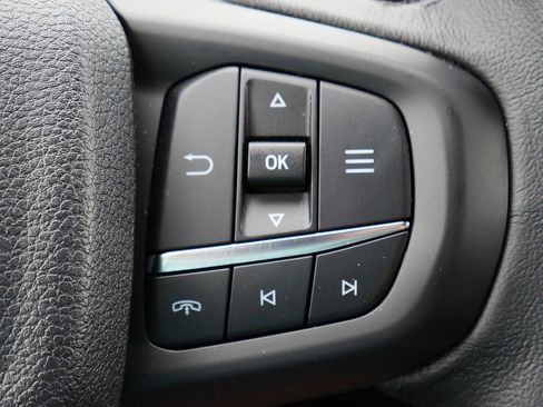 Used 2025 Ford Ranger Lariat w/ FX4 Off-Road Package AWD/4WD image 33