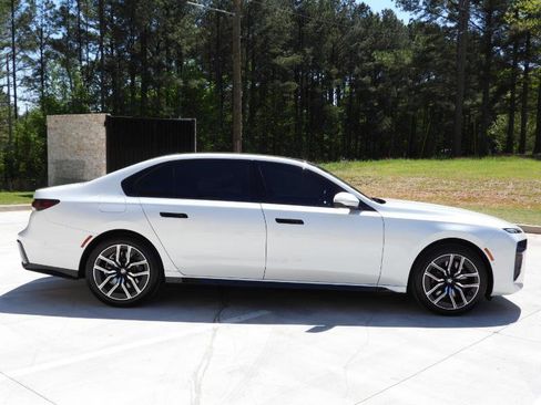 Used 2024 BMW 740i RWD image 33
