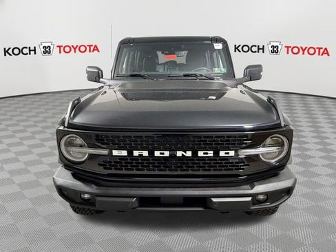 Used 2025 Ford Bronco Outer Banks AWD/4WD image 2