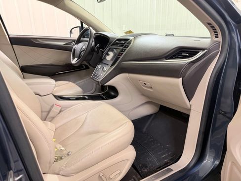 Used 2018 Lincoln MKC Premiere FWD image 33