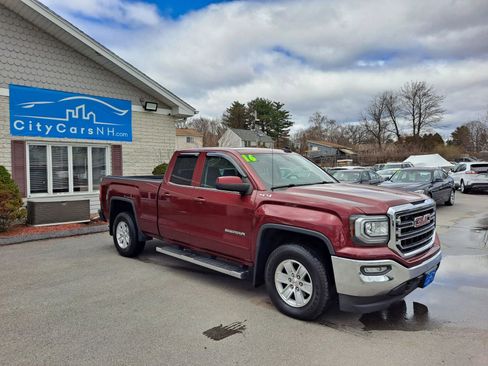 Used 2016 GMC Sierra 1500 SLE w/ SLE Value Package image 2