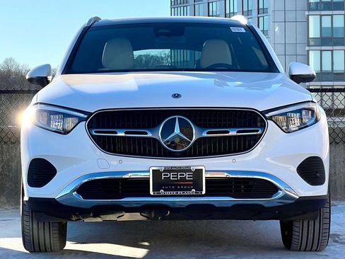 Certified 2026 Mercedes-Benz GLC 300 4MATIC image 3