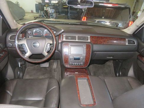 Used 2013 GMC Sierra 2500 Denali image 39