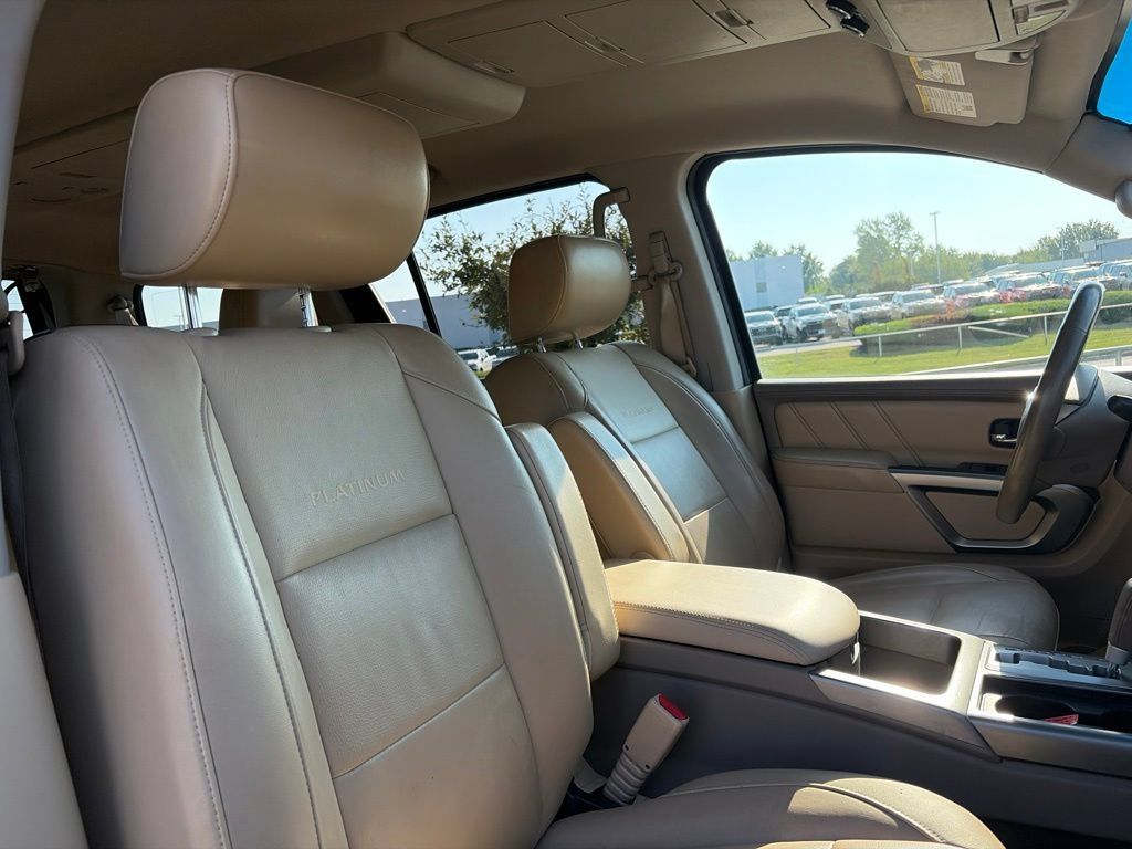 Used 2015 Nissan Armada Platinum AWD/4WD image 28