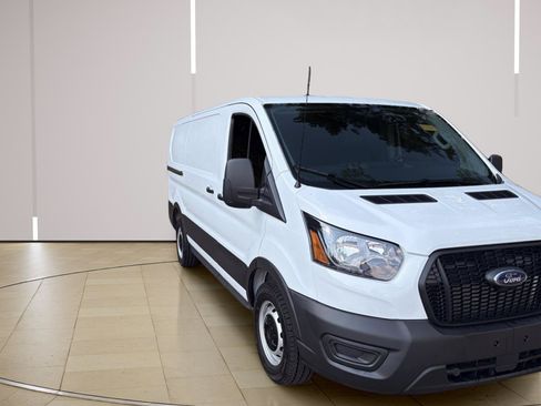 Used 2025 Ford Transit 150 Low Roof w/ Load Area Protection Package RWD image 8
