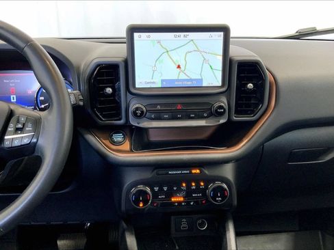 Used 2024 Ford Bronco Sport Outer Banks w/ Tech Package AWD/4WD image 5