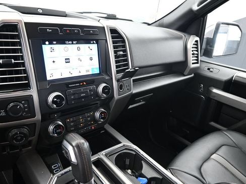 Used 2018 Ford F150 Platinum w/ Equipment Group 701A Luxury AWD/4WD image 23