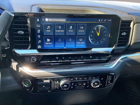 Used 2025 Chevrolet Silverado 2500 LT w/ Convenience Package image 10