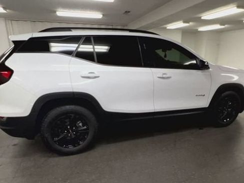 Certified 2024 GMC Terrain AT4 w/ Tech Package AWD/4WD image 9