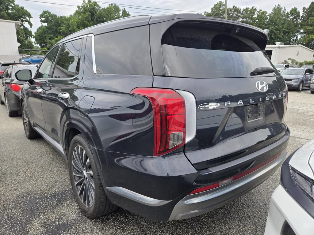 Used 2024 Hyundai Palisade Calligraphy AWD/4WD image 3