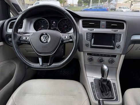 Used 2015 Volkswagen Golf SE FWD image 21