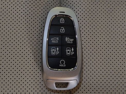 Used 2022 Hyundai Sonata Limited FWD image 32