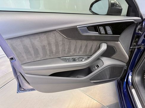 Used 2021 Audi S4 Premium Plus w/ Premium Plus Package image 16