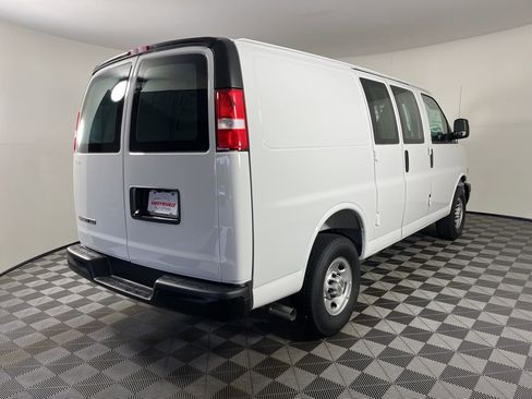 New 2026 Chevrolet Express 2500 image 5