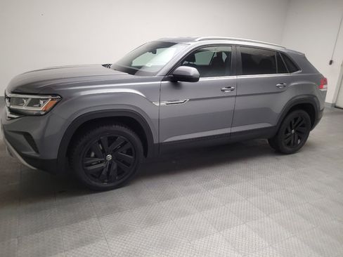 Used 2023 Volkswagen Atlas Cross Sport SE w/ Black Wheel Package FWD image 2