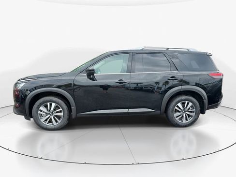 New 2025 Nissan Pathfinder SL w/ Cargo Package image 6