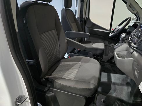 New 2025 Ford Transit 150 Low Roof AWD image 29