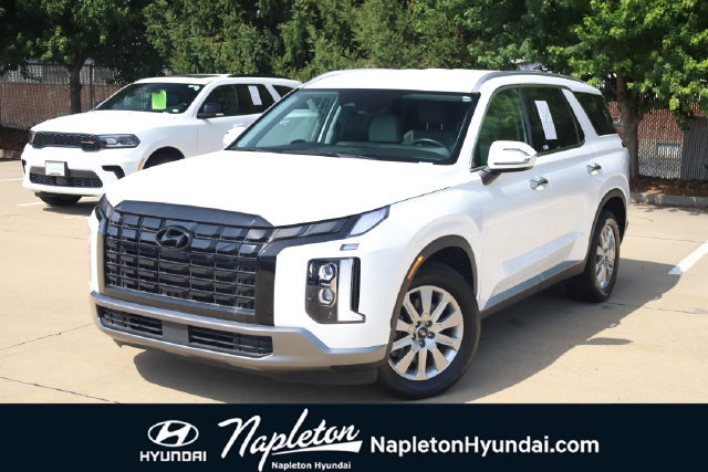 Used 2024 Hyundai Palisade SEL FWD image 1