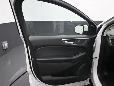 Used 2024 Ford Edge SEL AWD/4WD image 16