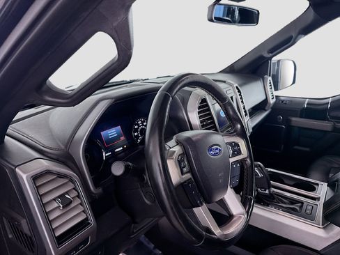 Used 2019 Ford F150 Platinum w/ Equipment Group 701A Luxury image 23