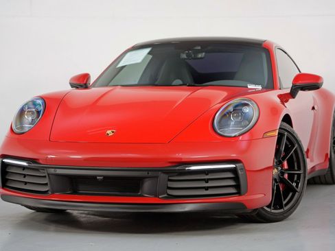 Used 2024 Porsche 911 Carrera S w/ Sport Package image 3