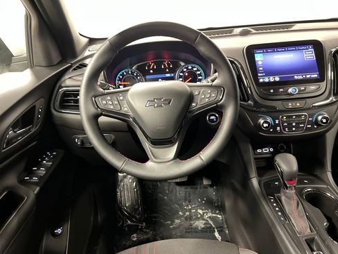 Certified 2024 Chevrolet Equinox RS image 18