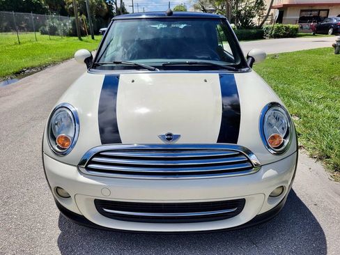 Used 2013 MINI Cooper Convertible image 15