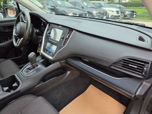 Used 2020 Subaru Outback AWD/4WD image 11